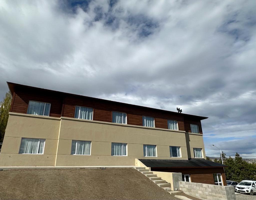 Tierra Tehuelche Hosteria Y Aparts El Calafate Buitenkant foto